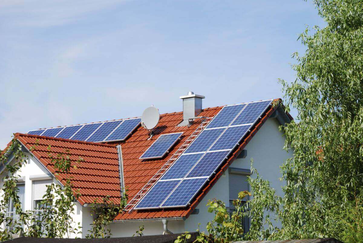 Nuevas ayudas para autónomos para instalar placas solares