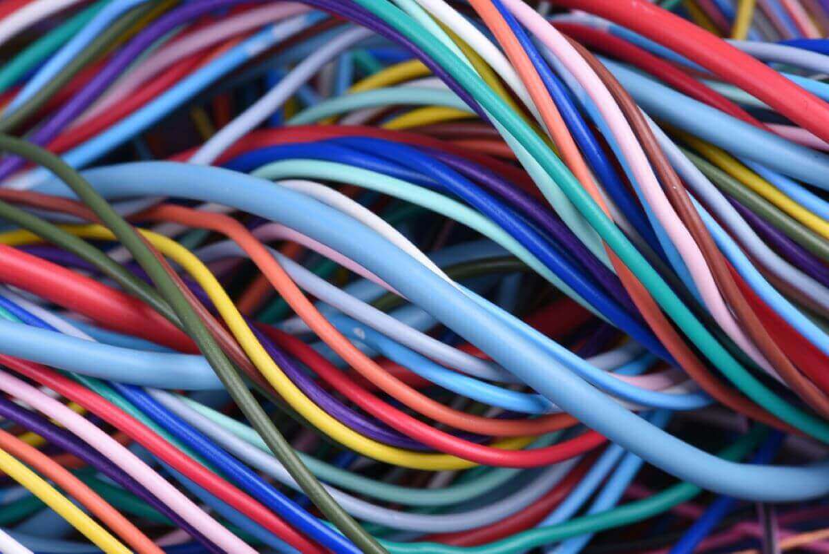 Cor dos cabos elétricos: tipos e significado