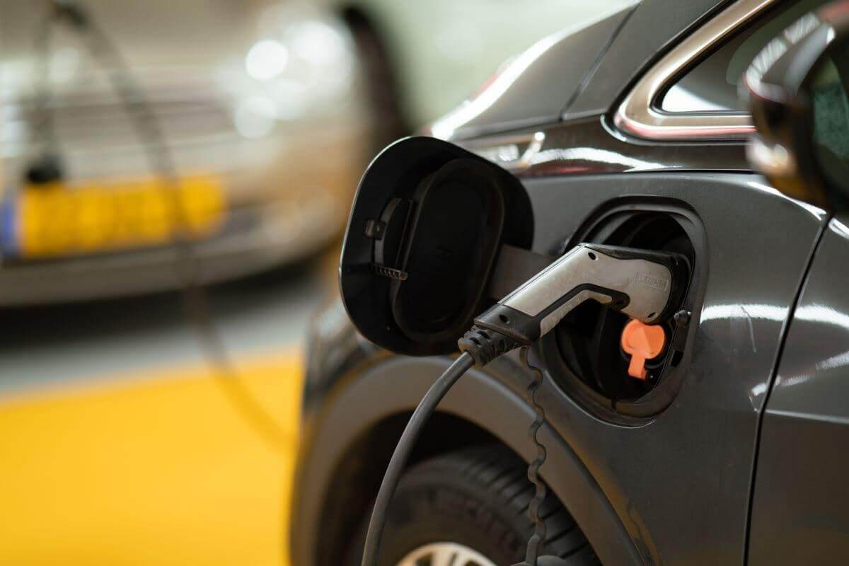 ¿Cuánto cuesta cambiar las baterías de un coche eléctrico?
