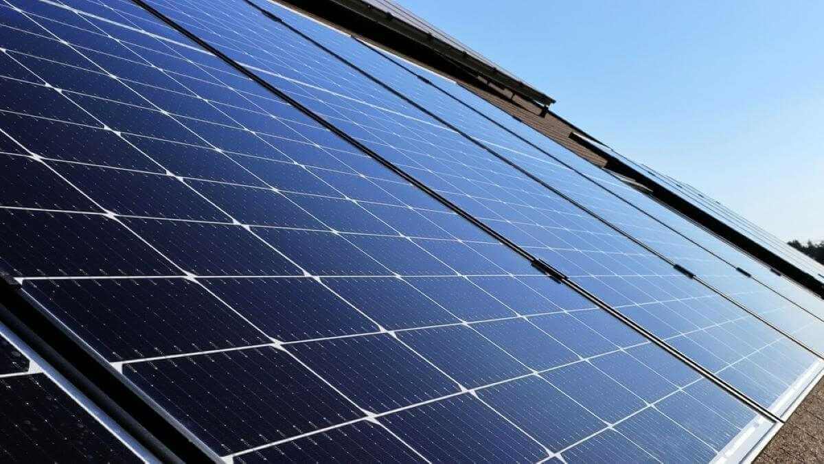 Quanto dura um painél solar?