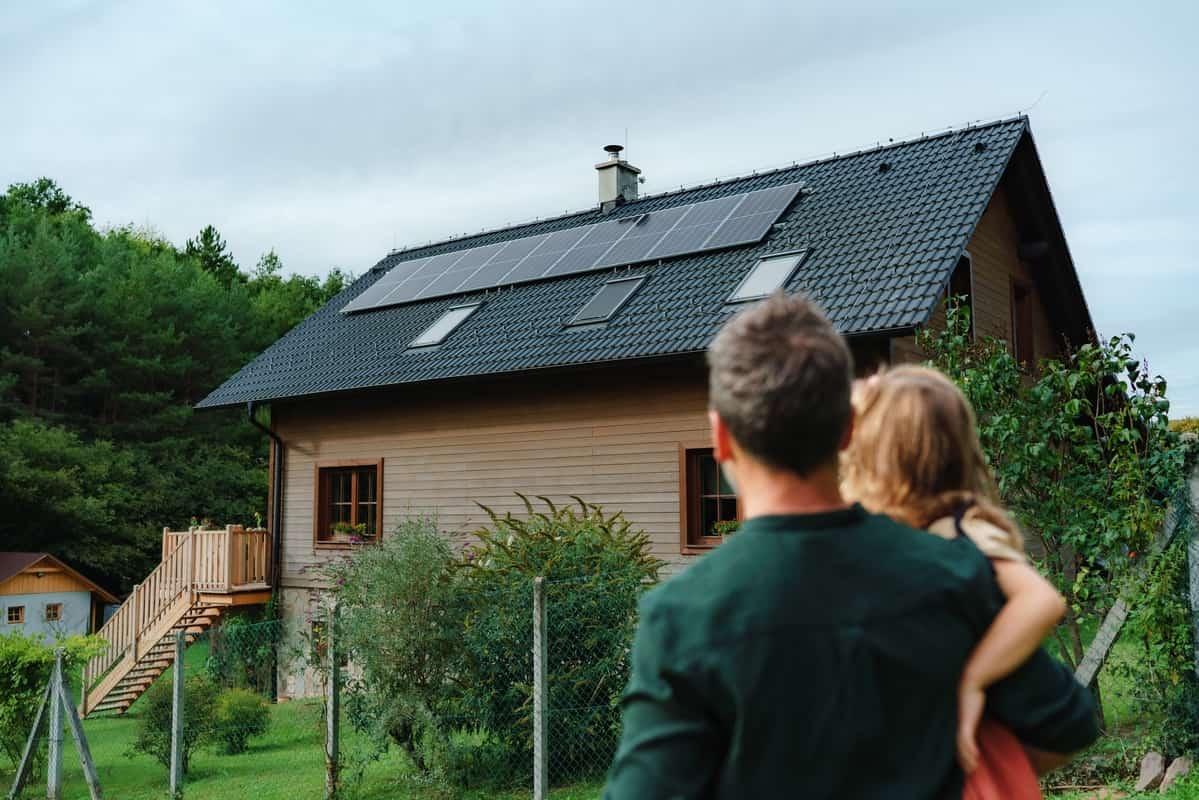 Panel solar o fotovoltaico: ¿cuál elegir?