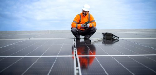 ¿Cómo conectar placas solares en casa: guía paso a paso?