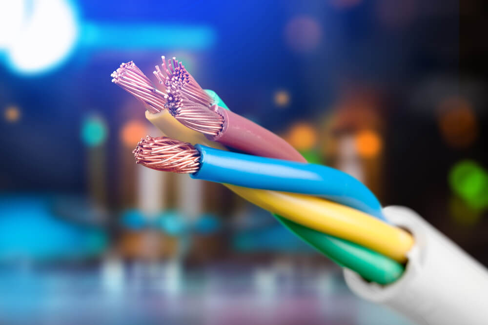 Color de los cables eléctricos: ¿Cómo se diferencian en un circuito?